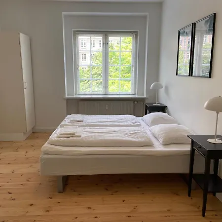 Vesterbro 8